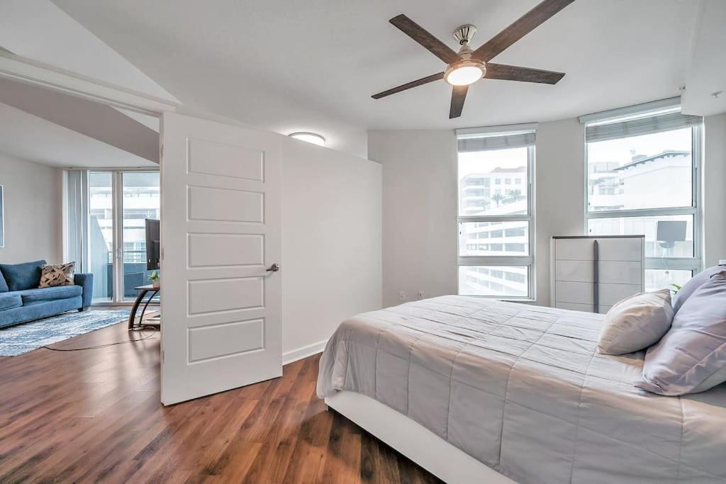Luxury Apt 3 Mins To Dt Tampa -Pool-Gym-Balcony Esterno foto
