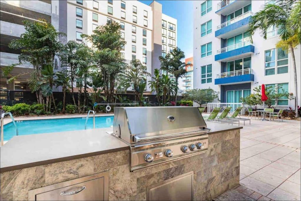 Luxury Apt 3 Mins To Dt Tampa -Pool-Gym-Balcony Esterno foto