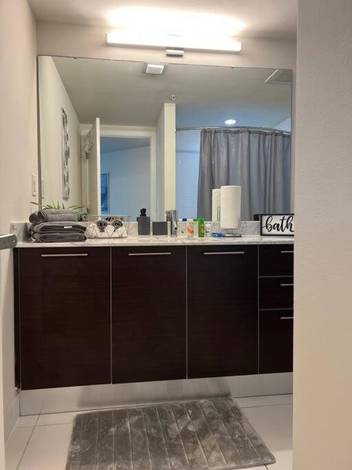 Luxury Apt 3 Mins To Dt Tampa -Pool-Gym-Balcony Esterno foto
