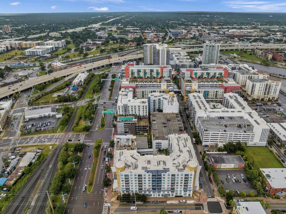Luxury Apt 3 Mins To Dt Tampa -Pool-Gym-Balcony Esterno foto